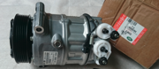 LAND ROVER LR056364 